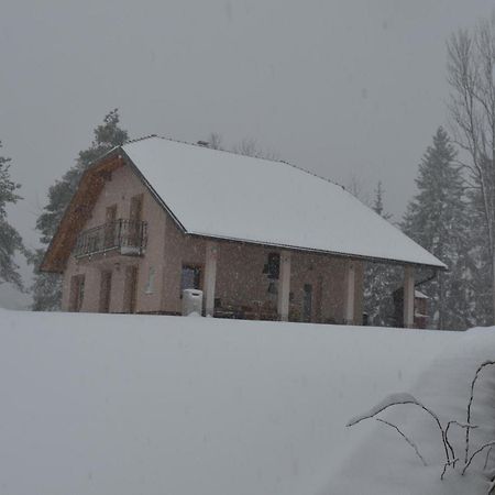 Holiday Home With Hot Tub And Sauna Sabina Rovte Eksteriør bilde