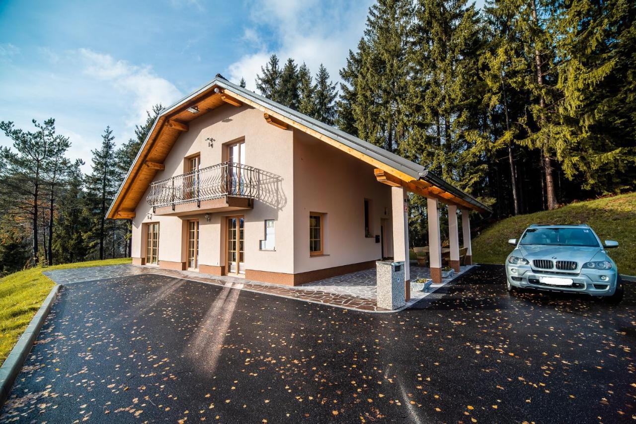 Holiday Home With Hot Tub And Sauna Sabina Rovte Eksteriør bilde