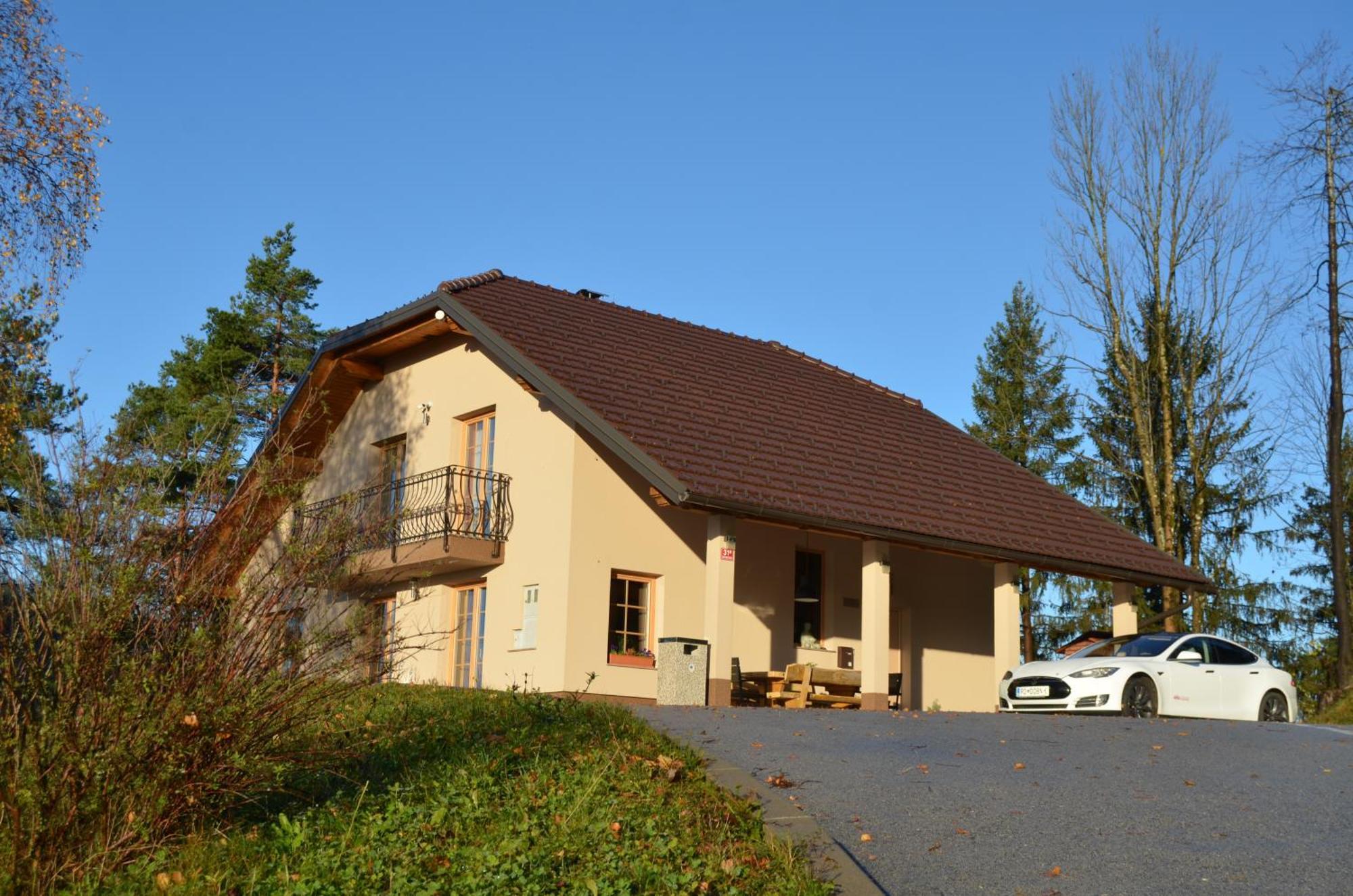 Holiday Home With Hot Tub And Sauna Sabina Rovte Eksteriør bilde