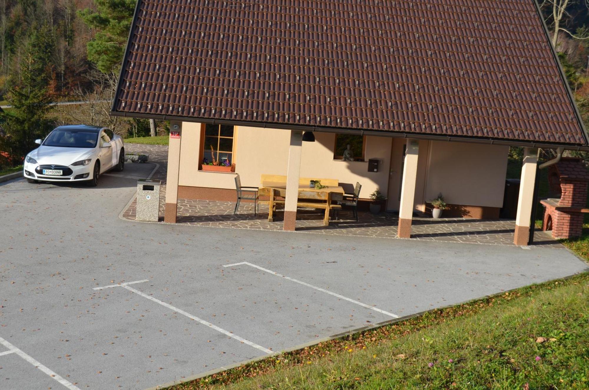 Holiday Home With Hot Tub And Sauna Sabina Rovte Eksteriør bilde